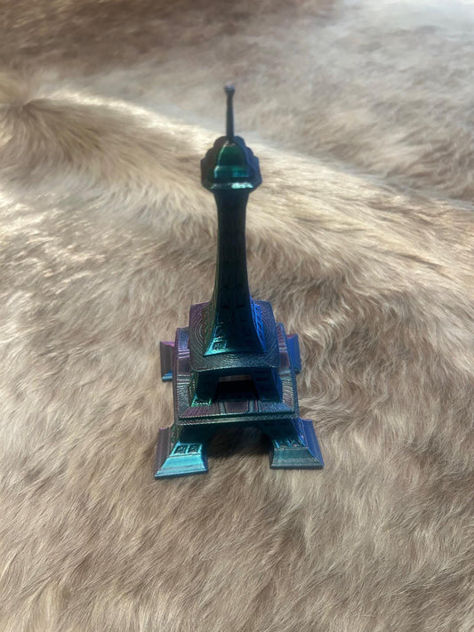Color-Shifting Eiffel Tower – 3D Printed Miniature Landmark – Desk Decor, Paris Gift, Travel Lover Souvenir